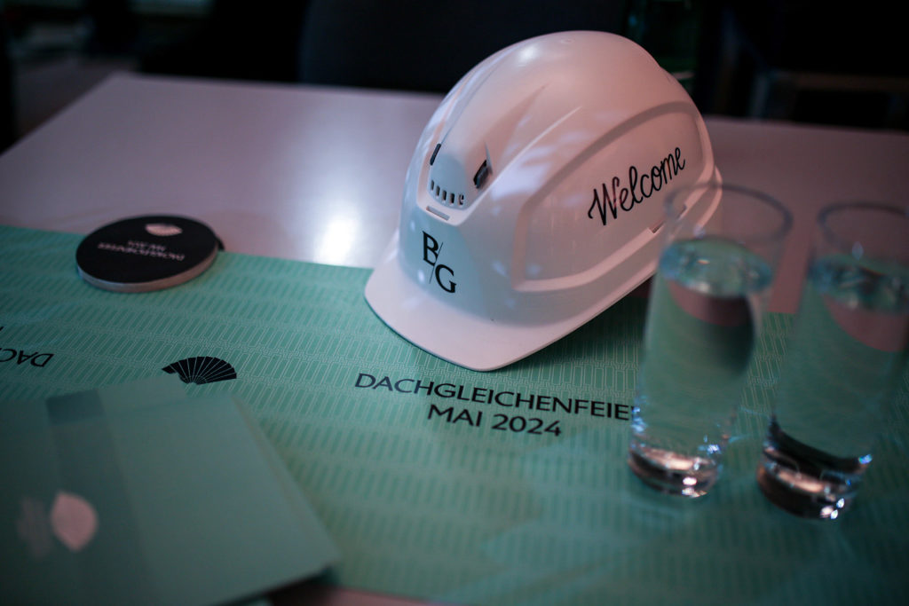 Construction helmet Brisen Group